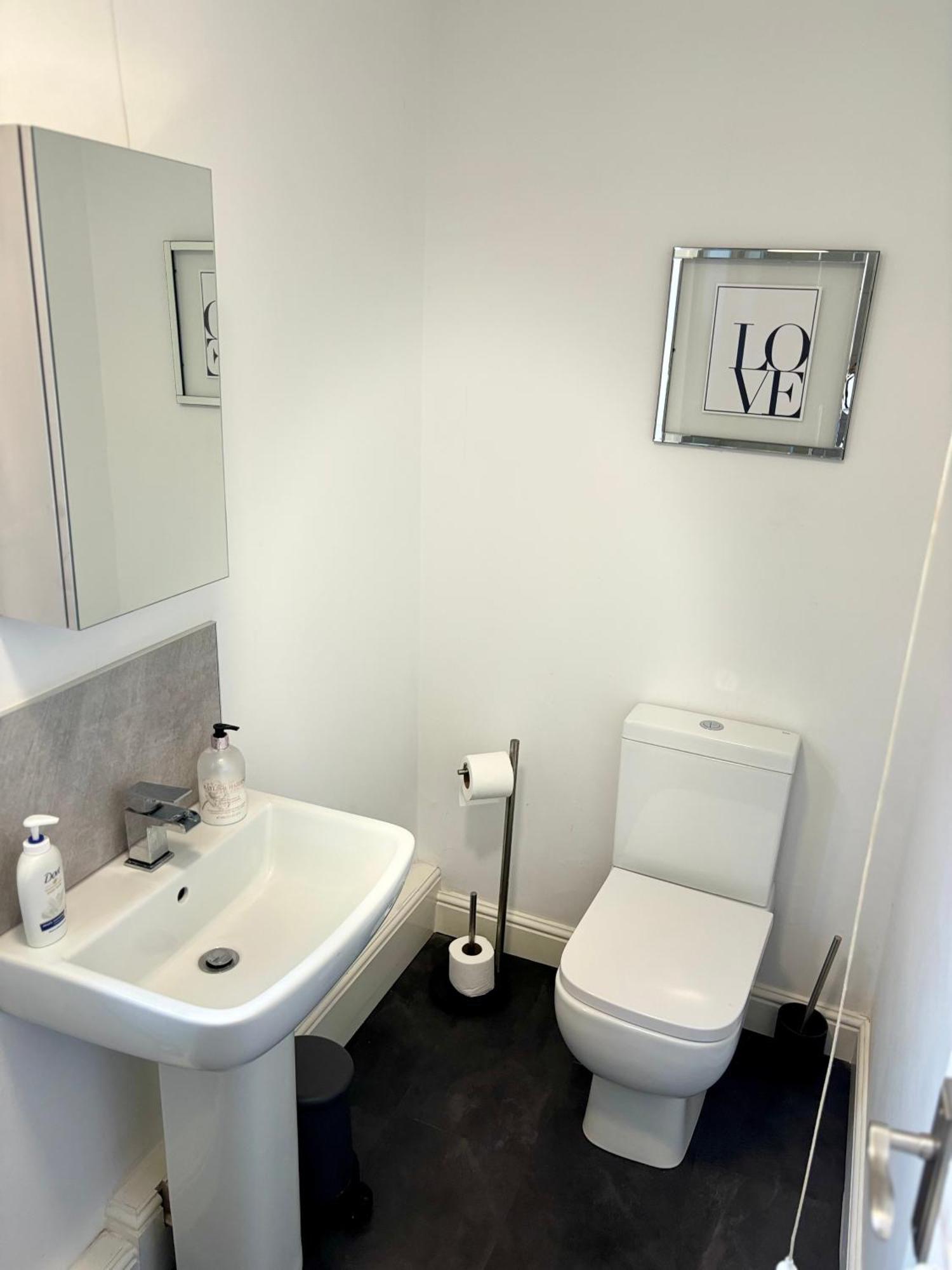 The Garden Suite Denby Village Extérieur photo